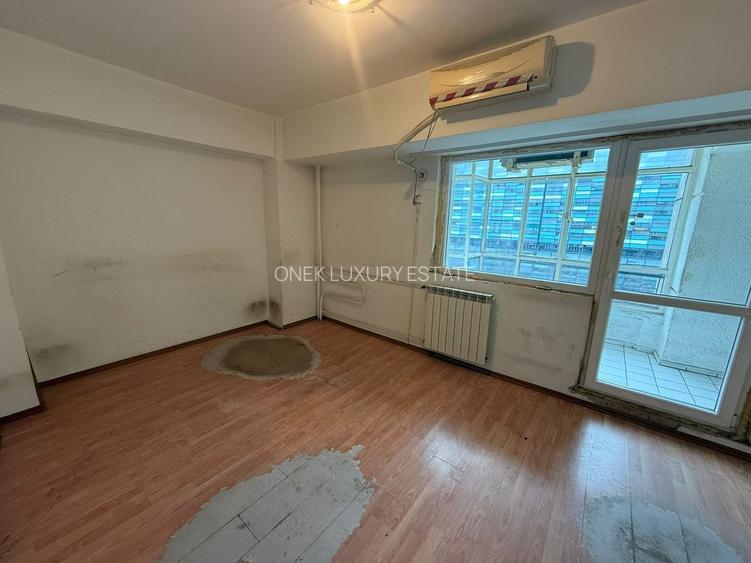 Apartament de vanzare 4 camere Victoriei ultracentral - 10