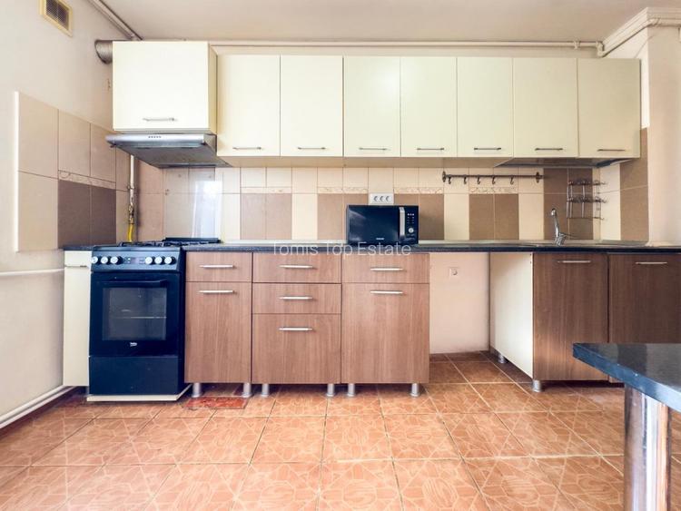 Apartament de vânzare cu 4 camere in Tomis Nord, Vedere parc, etaj 1 - 10