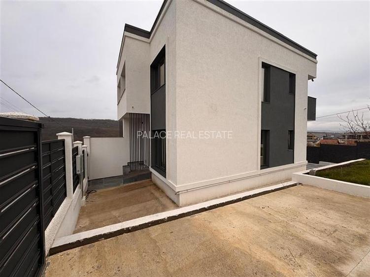 Duplex in rediu, intabulat - 22