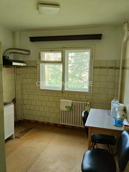 Apartament 3 camere. Cu 2 bai. Zona Parc Tineretului. - 10