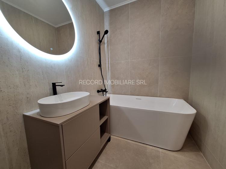 Apartament 3 camere ultramodern, terasa 25 mp ,lift Floresti central. - 9