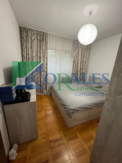 Zona Lipovei - 3 camere. La etajul 2, bloc izolat !