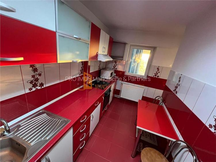Apartament 2 camere cf 1  decomandat zona Ultracentral - 2