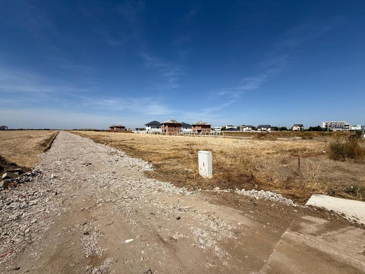 Teren Intravilan In Rate Com Berceni | utilitati: curent - gaz | #MG12 - 2