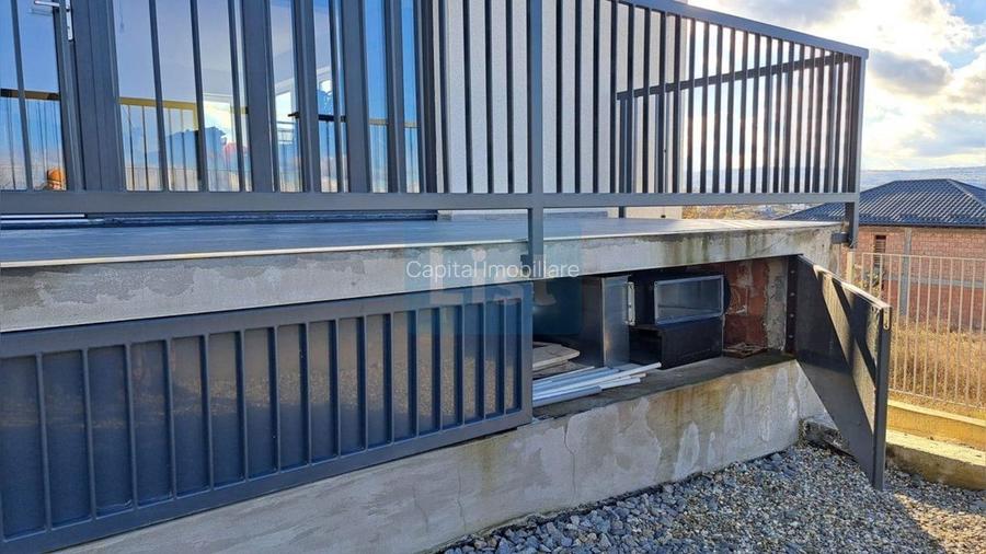 Casa remarcabila, 297 mpu, terasa pe acoperis, garaj, panorama - 10