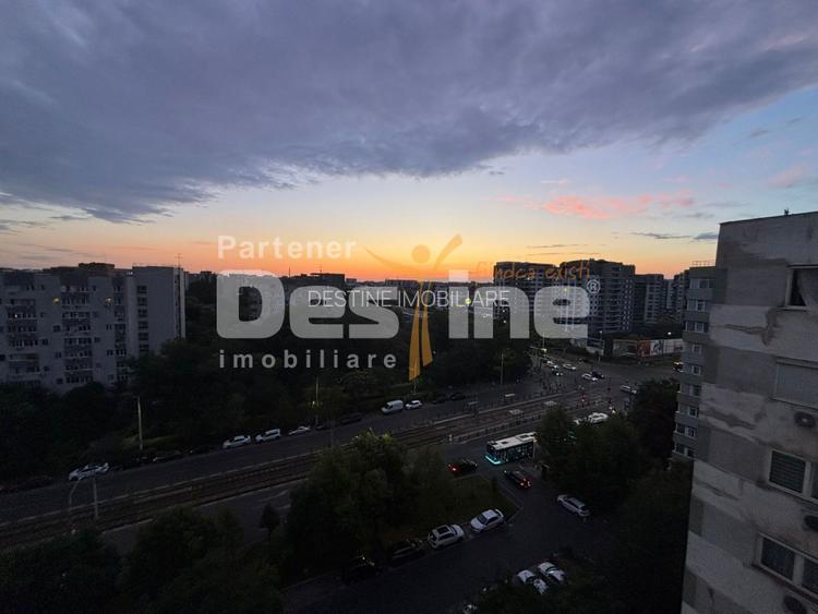 Plaza Mall I Apartament 3 camere I Metrou Drumul Taberei 6 minute - 9