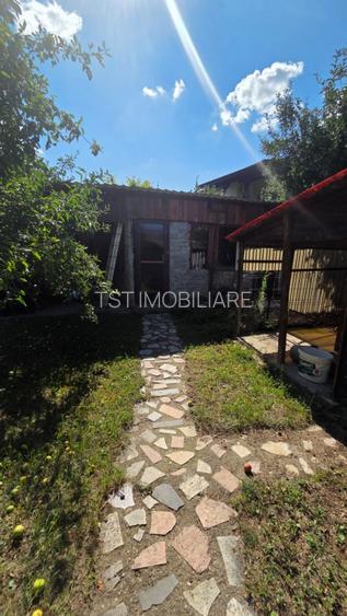 Casa de vanzare cu 3 camere - Zona Soarelui - 4