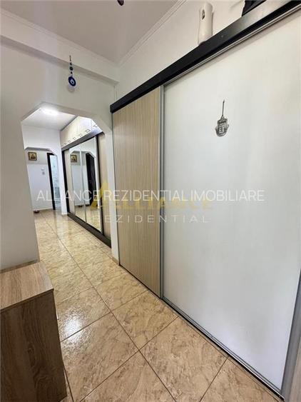 Apartament 3 camere luminos cu loc de parcare - 14