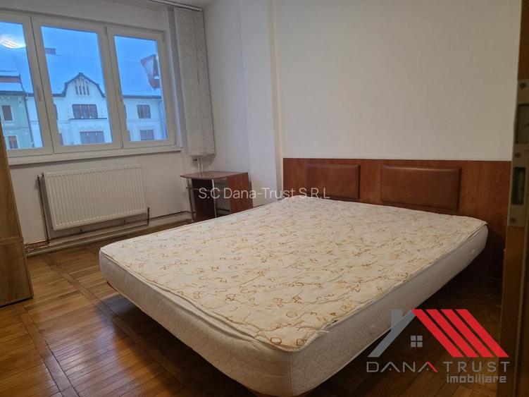 Ultracentral – Catedrala – 2 cam Decomandat – 330 euro - 14