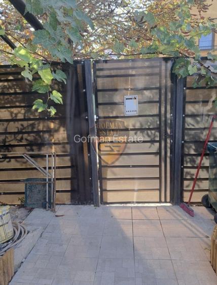 Casa 3 camere + curte, Trocadero, 90 mp, parcare centrala gaz, nemobilata, 2 bai - 3