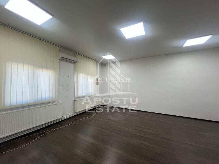 Hala în suprafață de 580 mp în Zona SAGULUI - 5
