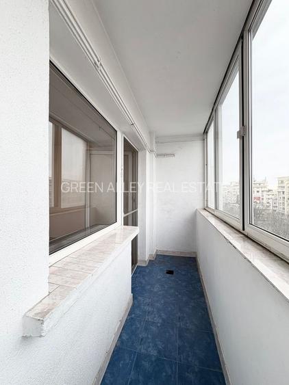 APARTAMENT CU 4 CAMERE AFLAT PE BD DECEBAL APROAPE DE PTA ALBA IULIA - UNIRII - 24