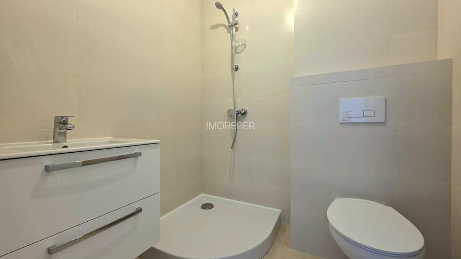 APARTAMENT CU TERASA GENEROASA SI VEDERE UNICA CATRE LAC - 8