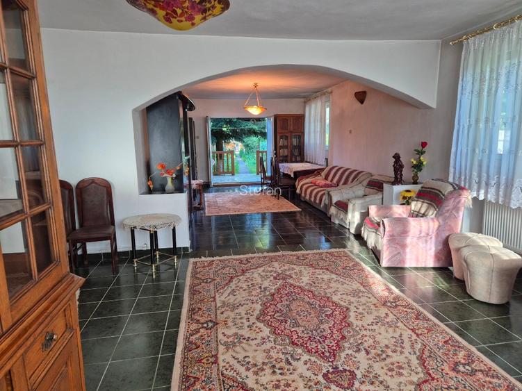 Proprietar - De vânzare Vilă - Casă vacanță  în Breaza - Str. Miron Căproiu - 8