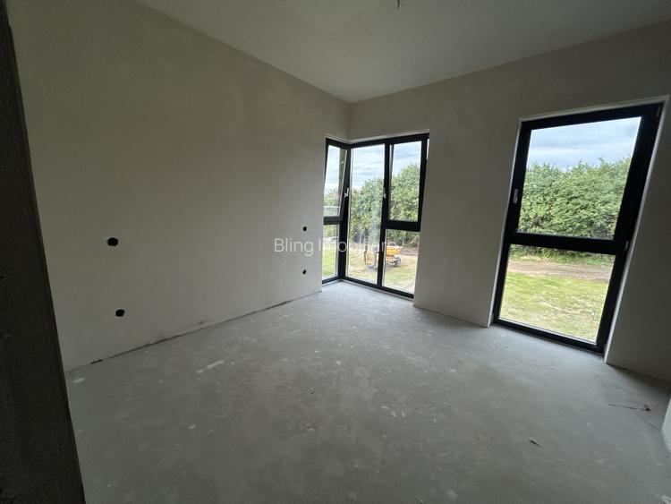 Casa tip duplex semifinisat , 180 mp utili , 400 mp teren zona Faget  - 5