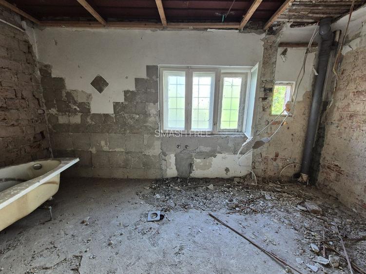 Casa S+P+1+Pod - 210,73 mp + teren 176 mp - zona Baicului - Gara Obor - 12