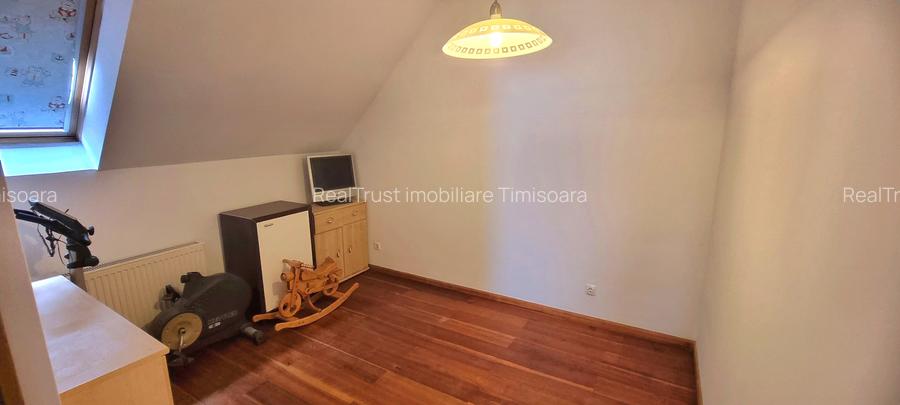 Penthouse zona Universitate, complet mobilat și utilat, terasă mare, bloc NOU - 18