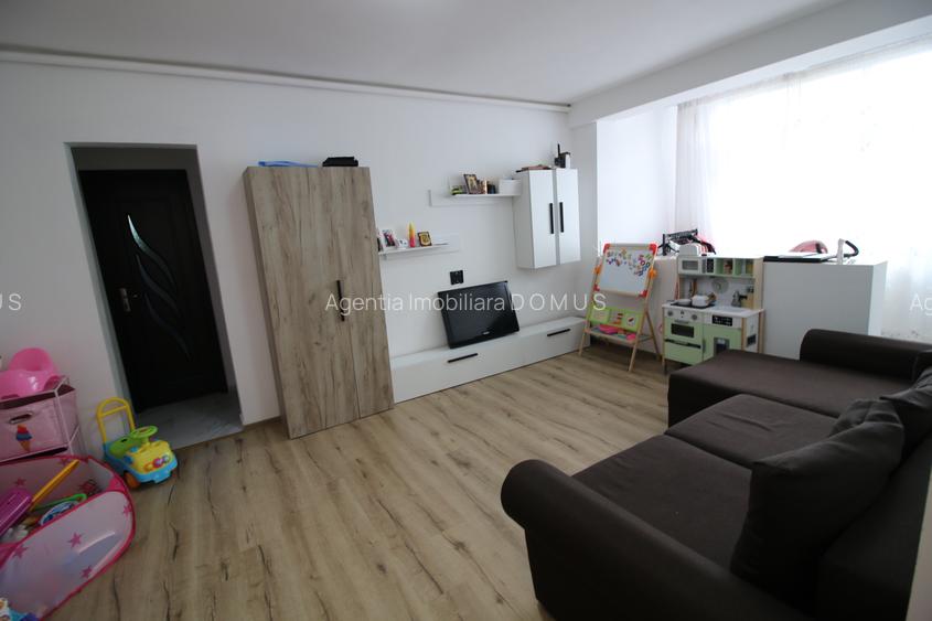 Apartament 2 camere Micro 16, etajul 1, renovat, geam baie - 4