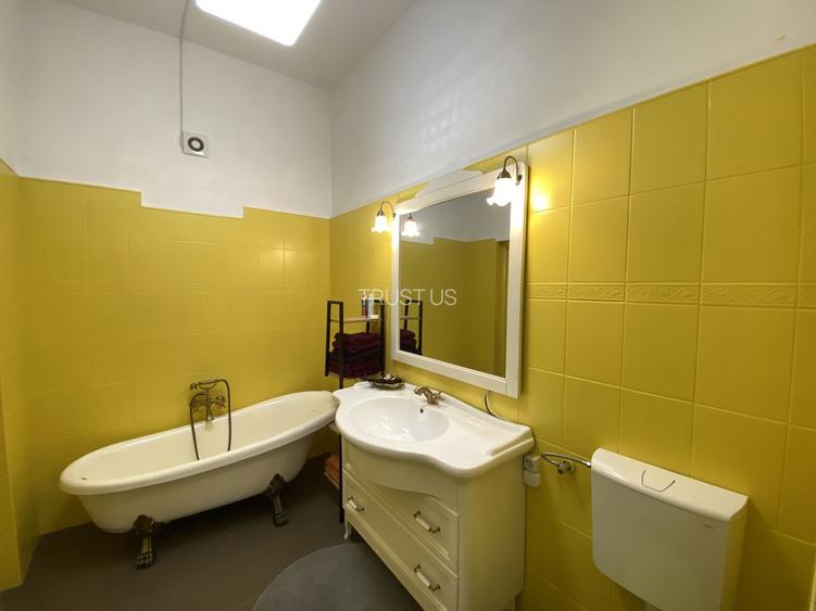 Comision 0%, Cladire Istorica, 4 camere, 134 mp, Renovat, Zona Sinaia - 13