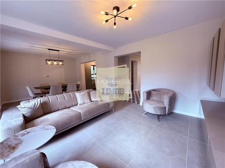 Casa moderna 5 camere 3 bai si teren 427 mp pe Str Lunga - 11