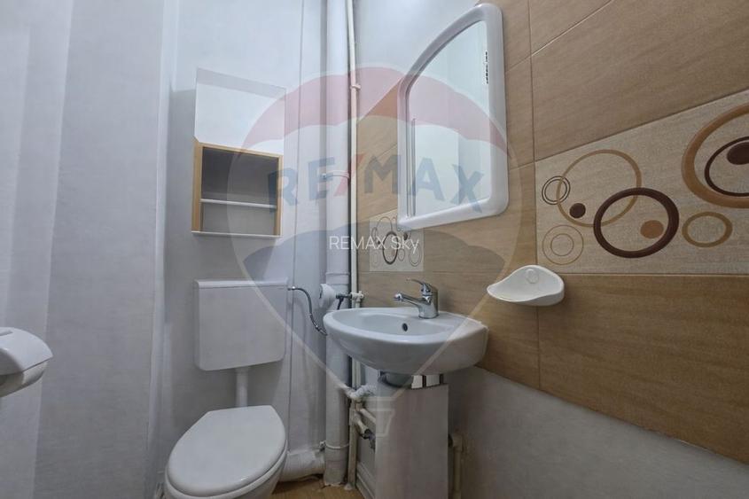 Apartament cu 4 camere de vânzare în zona Cetate -Comision  0% - 7