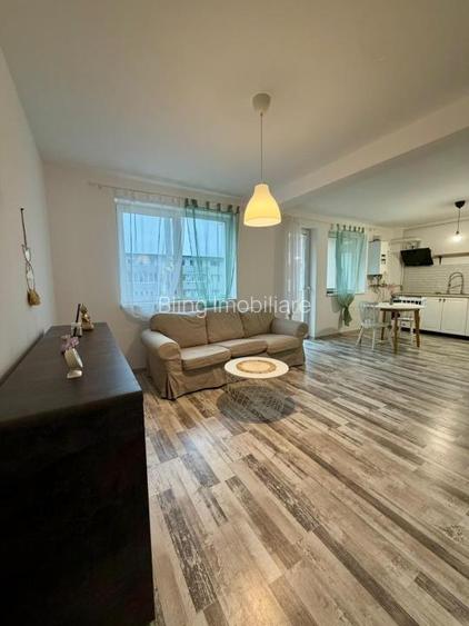 Apartament cu 2 camere, 47 mp, balcon, zona Cetatii - 11