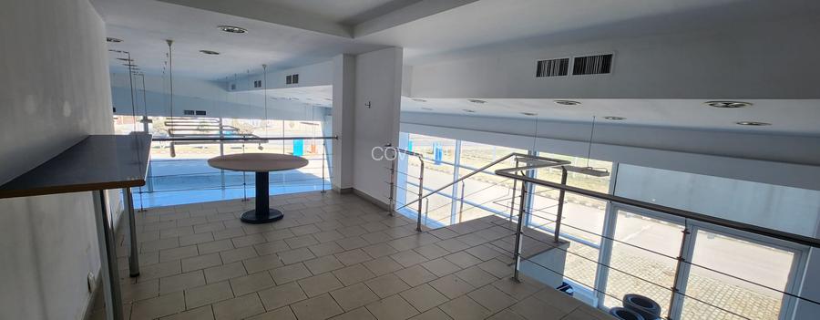 Showroom auto suprafata 6500 mp, teren 1500 mp, deschidere 90 ml la DN 1. - 9