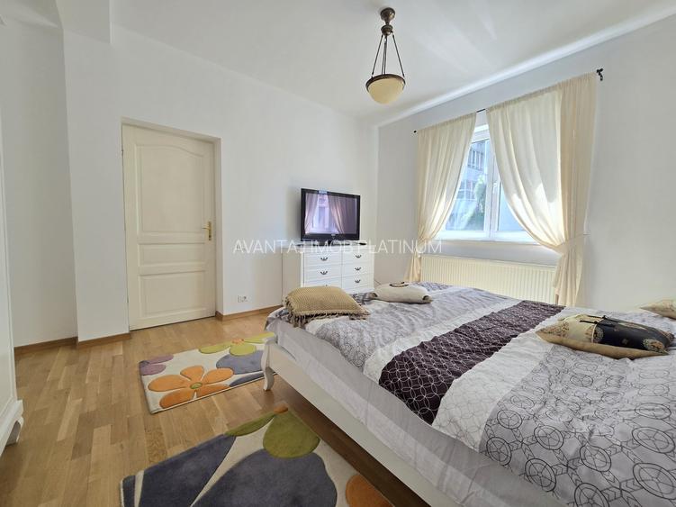 Eminescu - Petrom, constructie 2007, singur curte, 6 camere, 260mp teren - 12