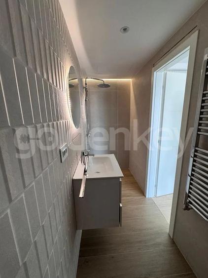 Vila moderna cu 6 camere | langa padure | in curs de finisare