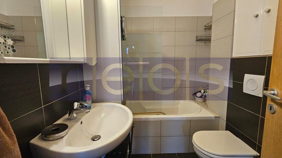 DE VANZARE 2 CAMERE SPATIOASE | PRELUNGIREA GHENCEA - VALEA LARGA