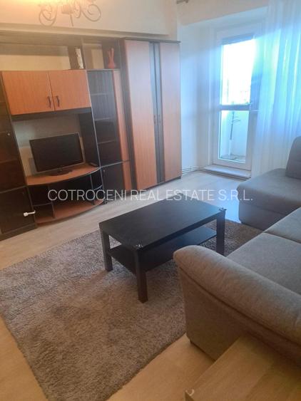 DE VÂNZARE! ✨Apartament renovat  2 camere - zona TITAN ✨ - 2