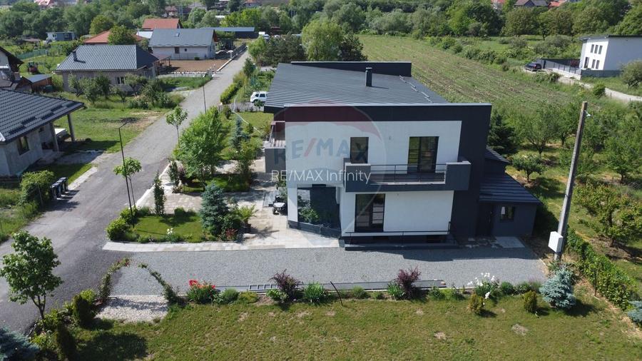 Casa gata de mutare in ansamblu privat 671 mp teren. Radaia, Baciu - 6