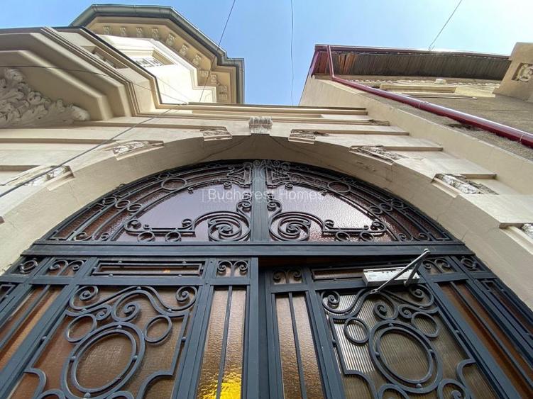 Heritage Home, Central - 10