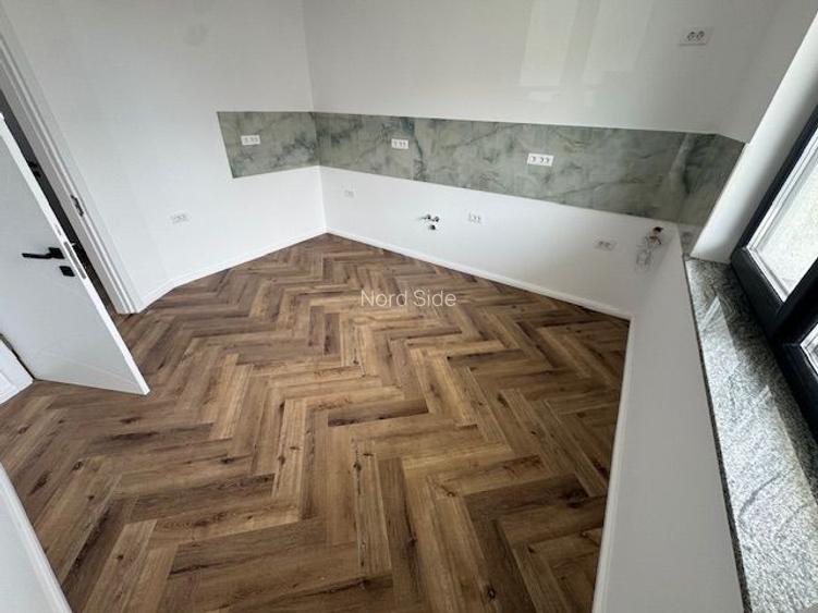 Vila Tunari cu vedere la LAC, 135m2 si curte mare - 16