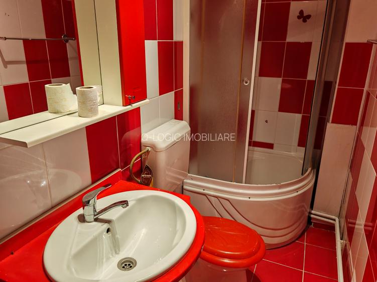 Casa 8 camere mobilata si utilata RASNOV - 24