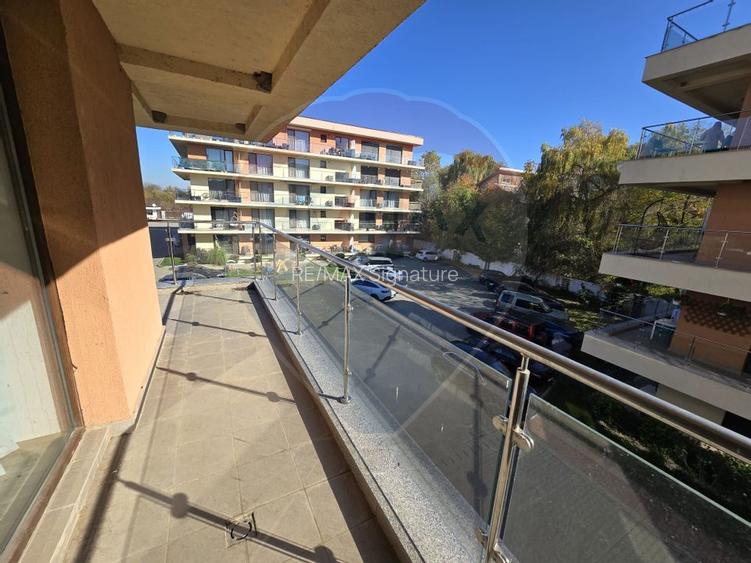 DE VANZARE Apartament cu 3 camere CLUB LAC SNAGOV - 19