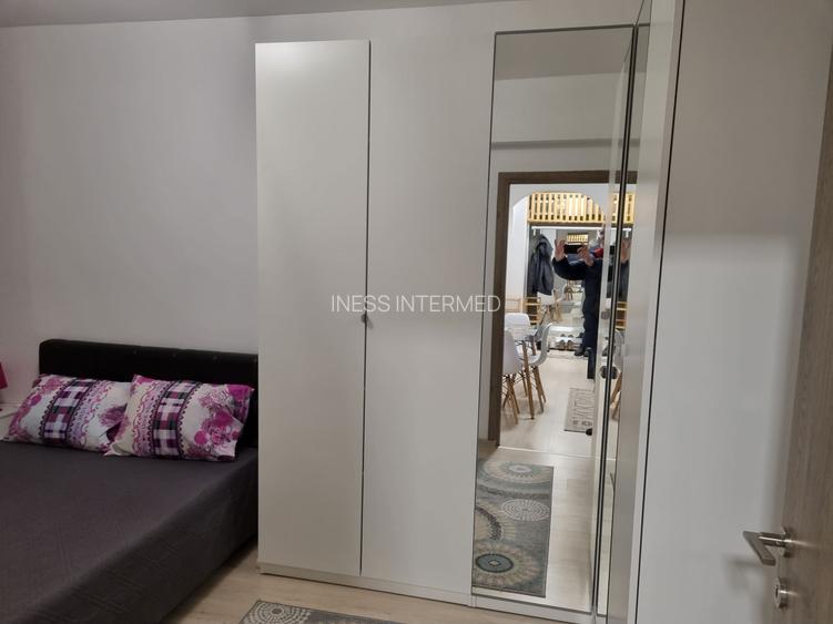 ROMANA AP2/3 CAM, DOUA DORMITOARE PLUS HOL LOCUIBIL SPATIOS, DESINGN DEOSEBIT - 11