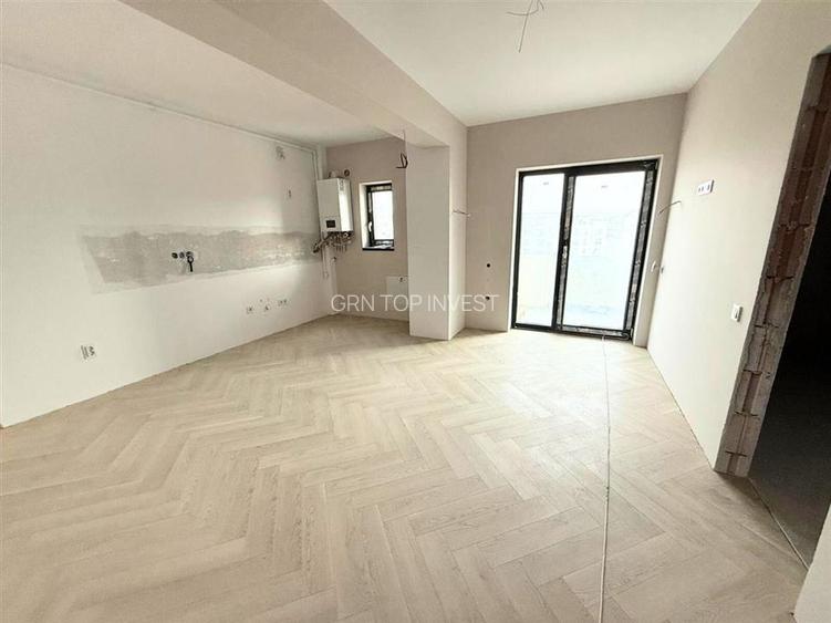 Apartament INTABULAT  la CHEIE 3 camere cu balcon Doamna Stanca - 2