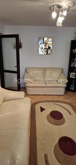 Apartament  2 camere, imbunatatit,  complet mobilat si utilat zona Sud, et. 3/4. - 2