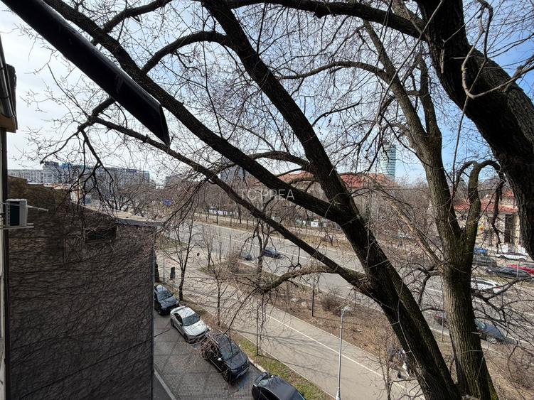 Bd.Aviatorilor 3 camere DECOMANDAT etaj 3/3 proprietar, renovat recent! - 13