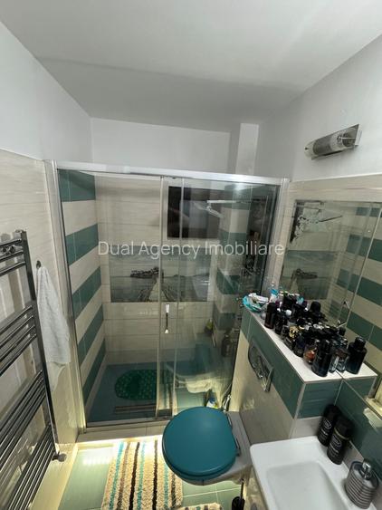 Copou - Casa Armatei , 4 camere , 108 mp , garaj si boxa in proprietate ! - 8