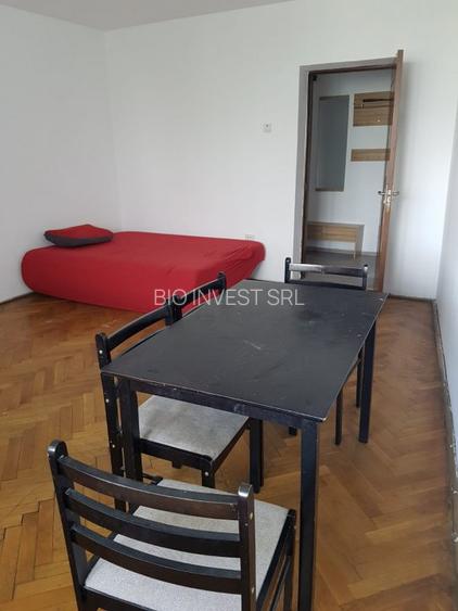 Ap 3 camere,decomandat - Calea Sagului Turist - 2