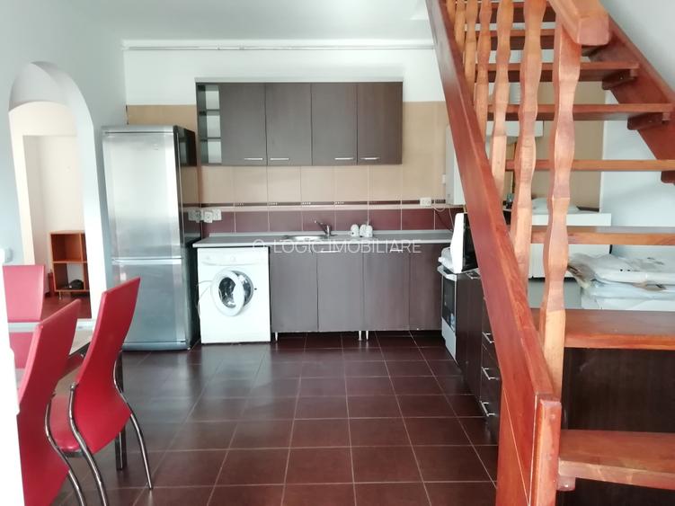 Apartament 4 camere cu priveliste deosebita zona Colinei - 13