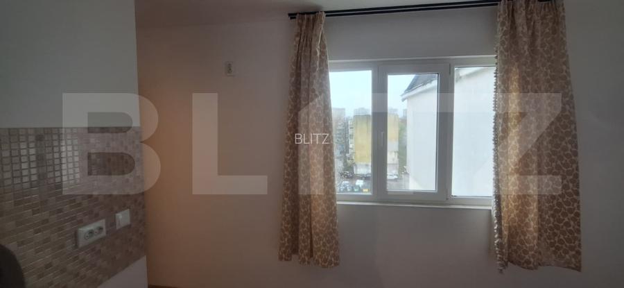 Camera de Camin , Confort  III , zona Familial-Alexandru cel Bun , 12mp - 4