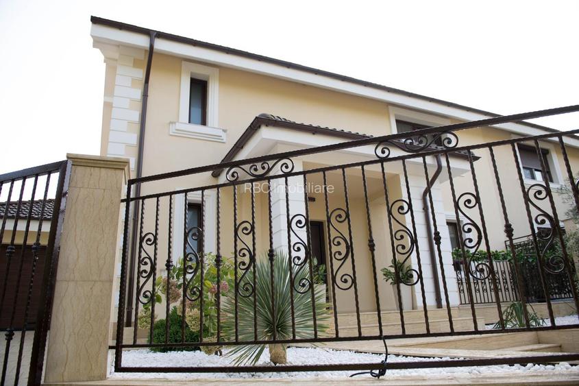 Casa ultrafinisata cu piscina in Borhanci zona Romul Ladea - 3