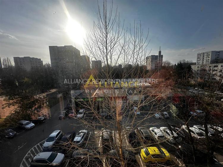 Apartament 3 camere  +2 parcări\STV 2 min \Bulevardul Obregia - 17