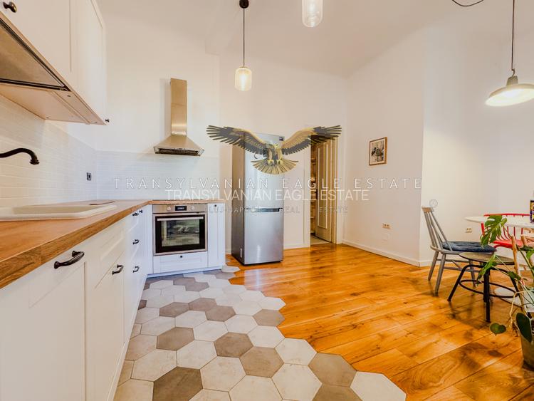 Apartament superb si spațios situat in cladire istorica/Central - 9