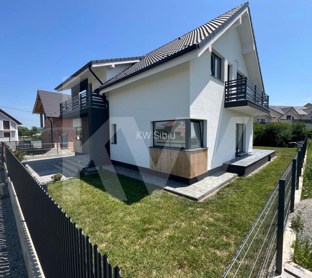 Casa de Vanzare in Cristian, Sibiu - 4 Camere, 2 Terase, Teren 486 - 3