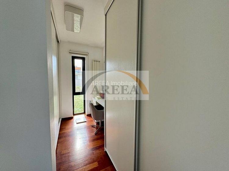 Vila lux de vanzare in cel mai dorit complex din Erou Iancu Nicolae-locatie rara - 28