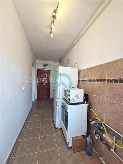 Garsoniera decomandata, renovata, Astra - 6